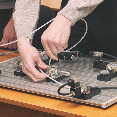 Composant électronique d'instruments de certification d'essai en laboratoire de la FCC ccc examinant le service rapide de détection et de certification